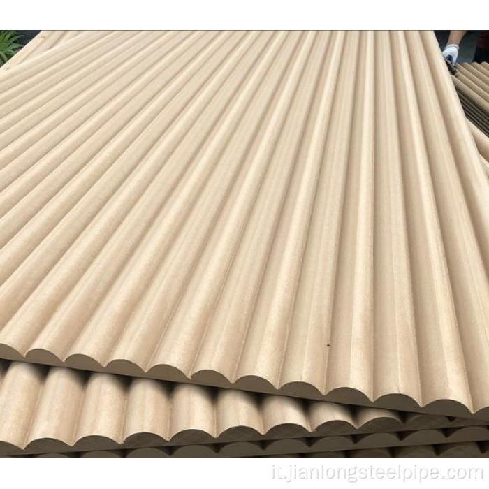 Bobina in acciaio con tetto in metallo ondulato